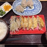 浜松餃子 浜太郎 浜松駅前店 - 