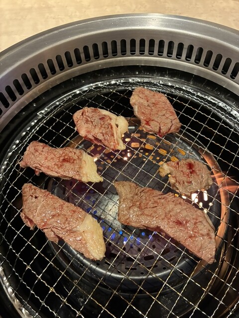 阿寒モルト牛 昭和店 - 新富士（焼肉）の写真