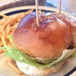 アボカドバーガー