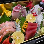 和酒房 山本 - お造りのお持ち帰りも可能