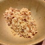 両忘 - 香る炭火焼鳥そぼろごはんｕｐ