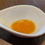 グリル ザ アール - 何か辛いオイル
            タバスコよりは良いけど
            出来れば唐辛子があると嬉しいね