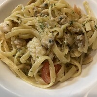 オステリア ガウダンテ 大阪駅前第4ビル店 - パスタは、海の幸のオリーブオイル自家製タルアテッレ♪