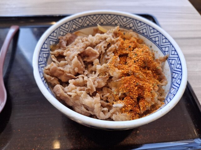 吉野家 釧路鳥取大通店 - 新富士（牛丼）の写真