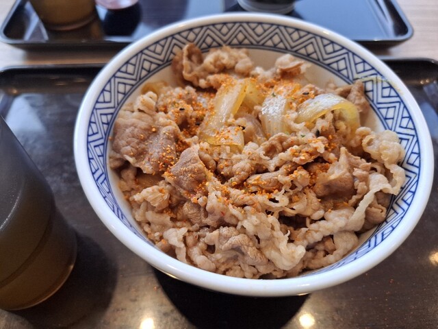吉野家 釧路鳥取大通店 - 新富士（牛丼）の写真