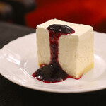 フランソア喫茶室 - 【ケーキセット@税込1,350円】レアチーズケーキ