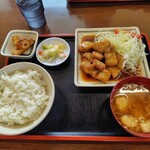 みよし食堂 - バラ定食