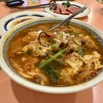 関内苑 本店 - カルビクッパ　一人前がたっぷりあります