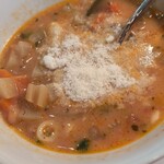 アントニオ - ミネストローネねチーズトッピング
