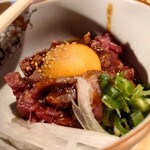 焼肉ホルモン髙木 - ローストビーフユッケ風