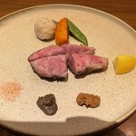 春秋ユラリ - 霧島豚の炭火焼き