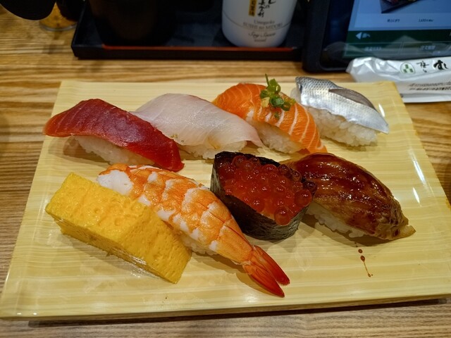 Umegaoka Sushi no Midori Sohonten Takaido Ten