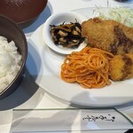 メルヘン - ランチ450円(魚フライ)