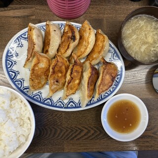 好吃餃子店_0