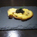 根室産毛ガニのメルバ　キャビアのせ