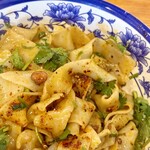 九香 麻辣小麺 - 