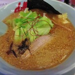ラーメン山岡家 - 料理写真:濃厚白みそとんこつラーメン(950円)限定