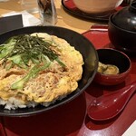 臼臼 - カツ丼
