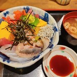 寿司と炉端焼 四季花まる 北口店 - 