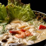 パパイヤリーフ 丸の内ビル店