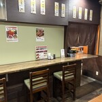 鰻の神楽 明石店 - 良い雰囲気の店内②