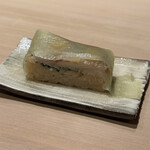 鮨　縁 - コダイの押し鮨