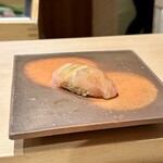 鮨　縁 - シロアマダイの昆布〆にぎり