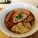 青森中華そば オールウェイズ - 地鶏と豚の醤油（わんたん入り）