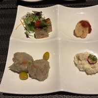 四季茶房八夢 - 先ず最初は前菜の4種盛りからスタートです。