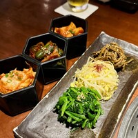 蕃 YORONIKU - 