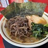 家系ラーメン 王道家直伝 との丸家  八潮店
