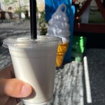 MO-MO-MILK - シェイク550円税込
