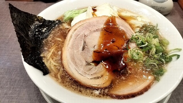 きゃべ ラーメンメニュー | 熟成醤油ラーメンきゃべとん