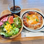 アールベイカー - 料理写真:サラダセット 800円