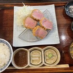 ぶた福 チャコール - 上ヒレカツ4切定食