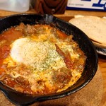 スタンドひがし - 牛すじアラビアータ