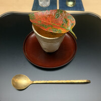 徳ㇵ本也 - かぼちゃのすり流し、柿の葉