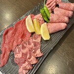 炭火焼肉 エイト - 