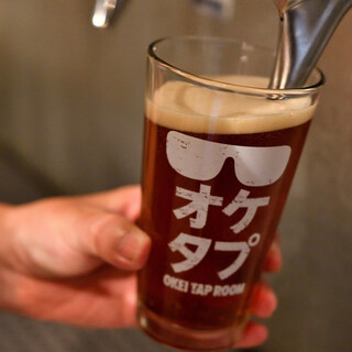 クラフトビールは全16種類！好みの一杯に出会えるお店。