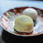 竹隆庵 岡埜 - 料理写真:"月見栗大福(つきみくりだいふく)"