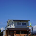 CrossLab Donut&Cafe - 2024年の写真です