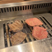 焼肉うしごろ 新宿三丁目店 - 