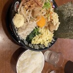 横浜家系ラーメン 辻田家 - 