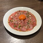 黒毛和牛焼肉 白か黒 - 