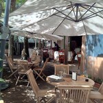 Pyrenees - テラス席