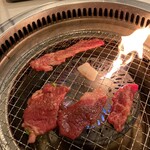 お肉屋さんが『君に、焼いて揚げる。』 - 