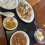 生味園 - 料理写真:週替わりB定食(イカの豆豉炒め)