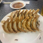 ぎょうざ専門店 赤萬 三宮店 - 