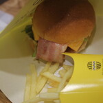 SHIMAUMA BURGER - 料理写真:シマウマバーガーポテトドリンクセット