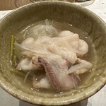 出羽屋 - ジュンサイ、玉ねぎ、熊